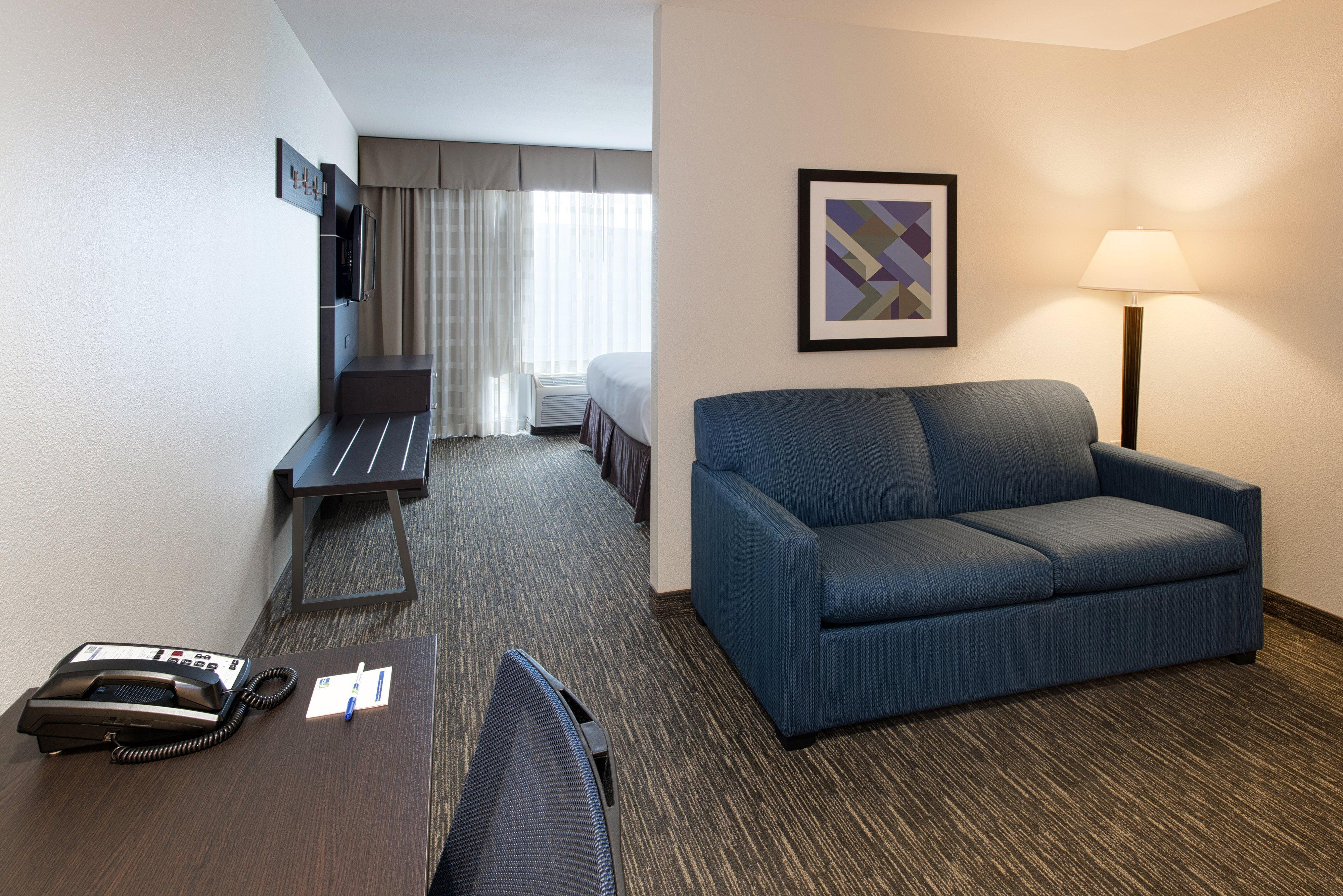 Holiday Inn Express & Suites East Wichita I-35 Andover By Ihg Екстериор снимка