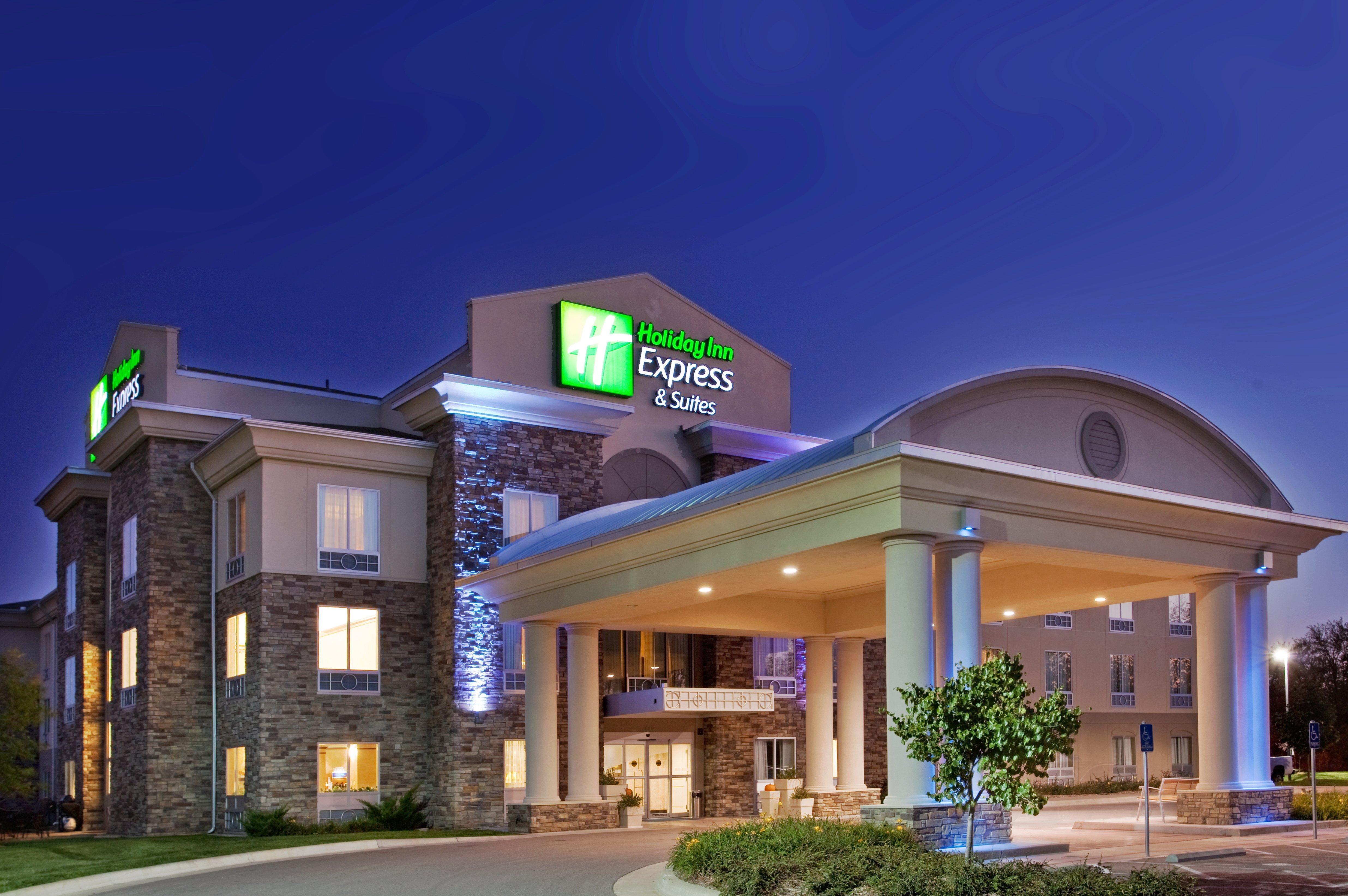 Holiday Inn Express & Suites East Wichita I-35 Andover By Ihg Екстериор снимка