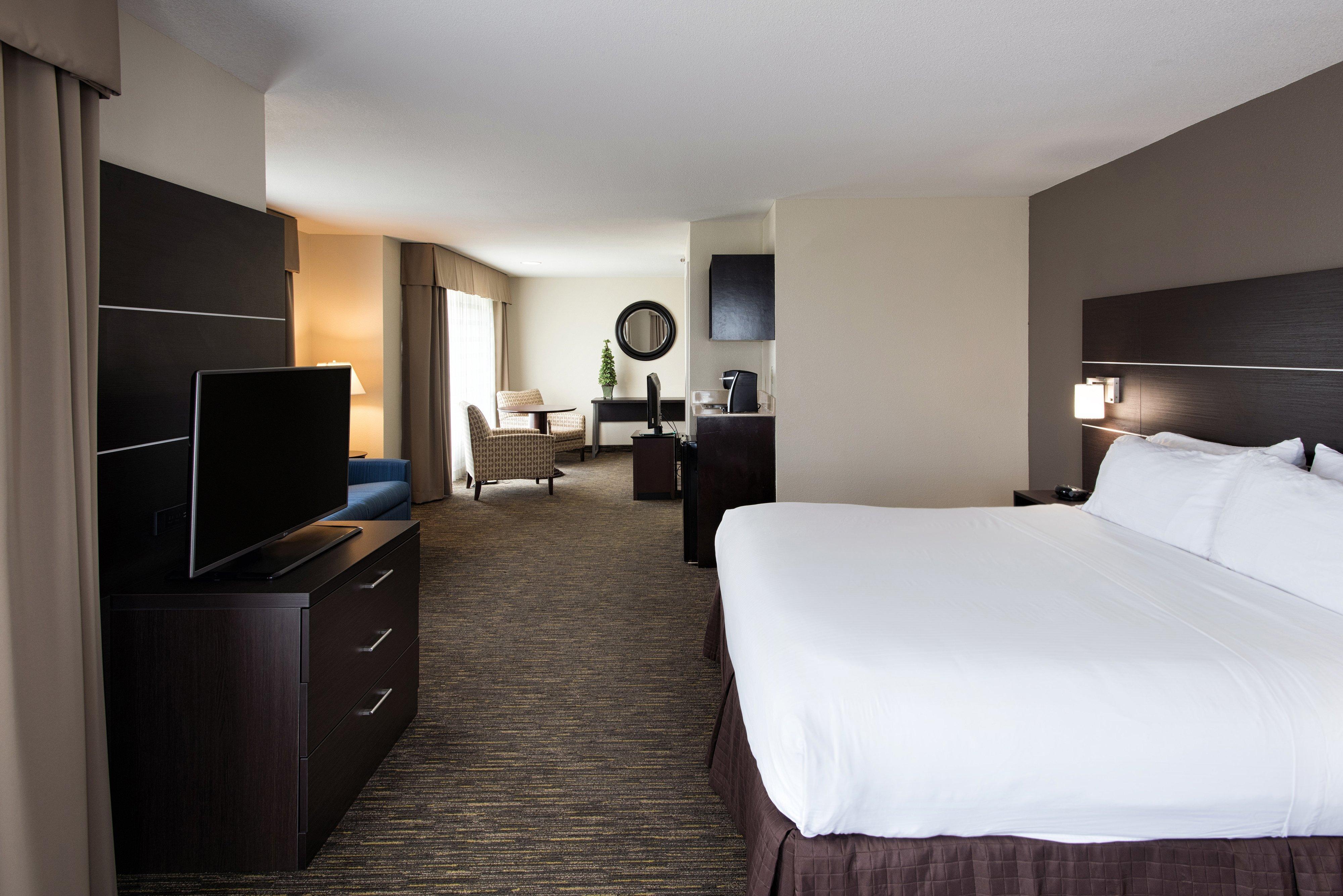 Holiday Inn Express & Suites East Wichita I-35 Andover By Ihg Екстериор снимка