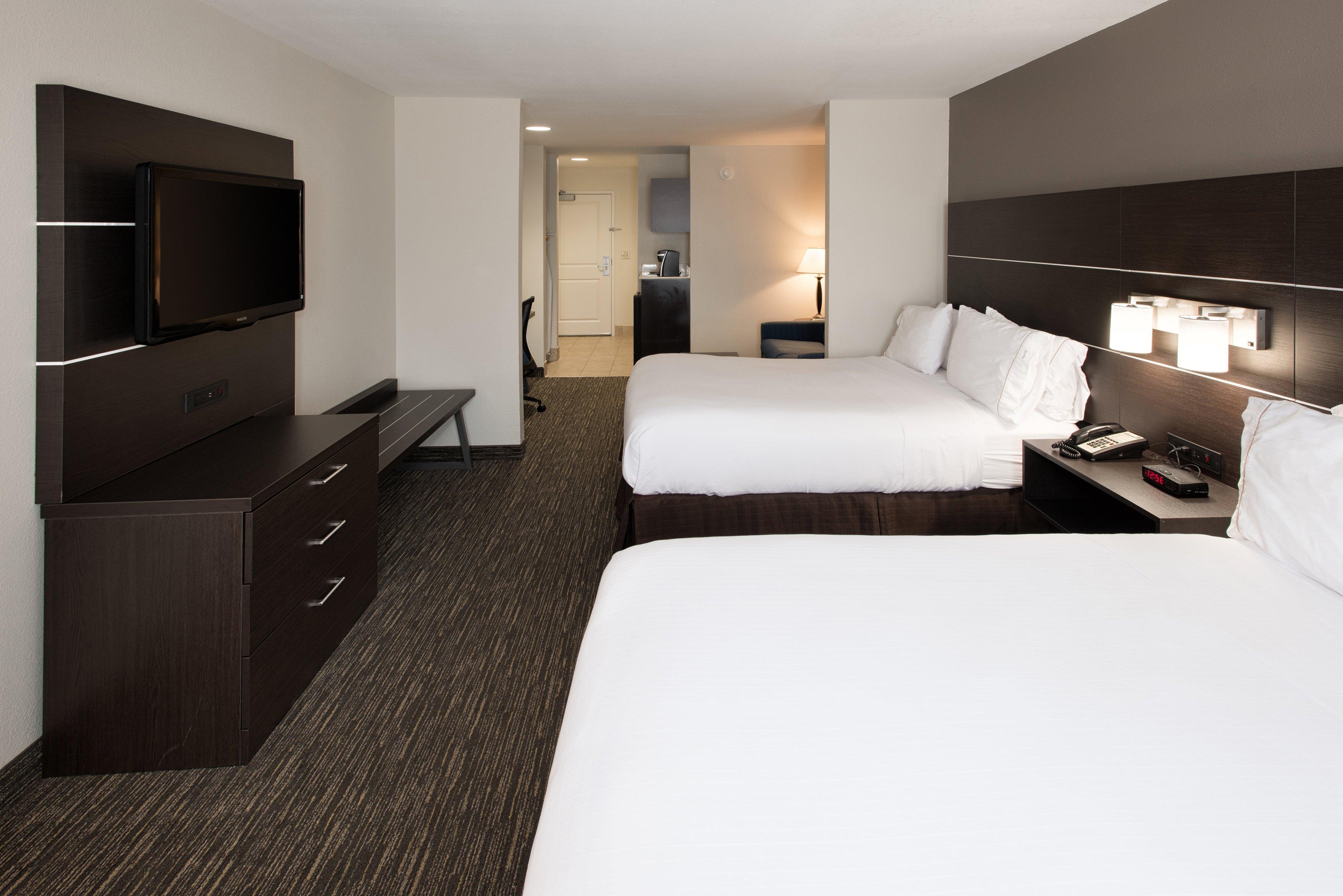 Holiday Inn Express & Suites East Wichita I-35 Andover By Ihg Екстериор снимка