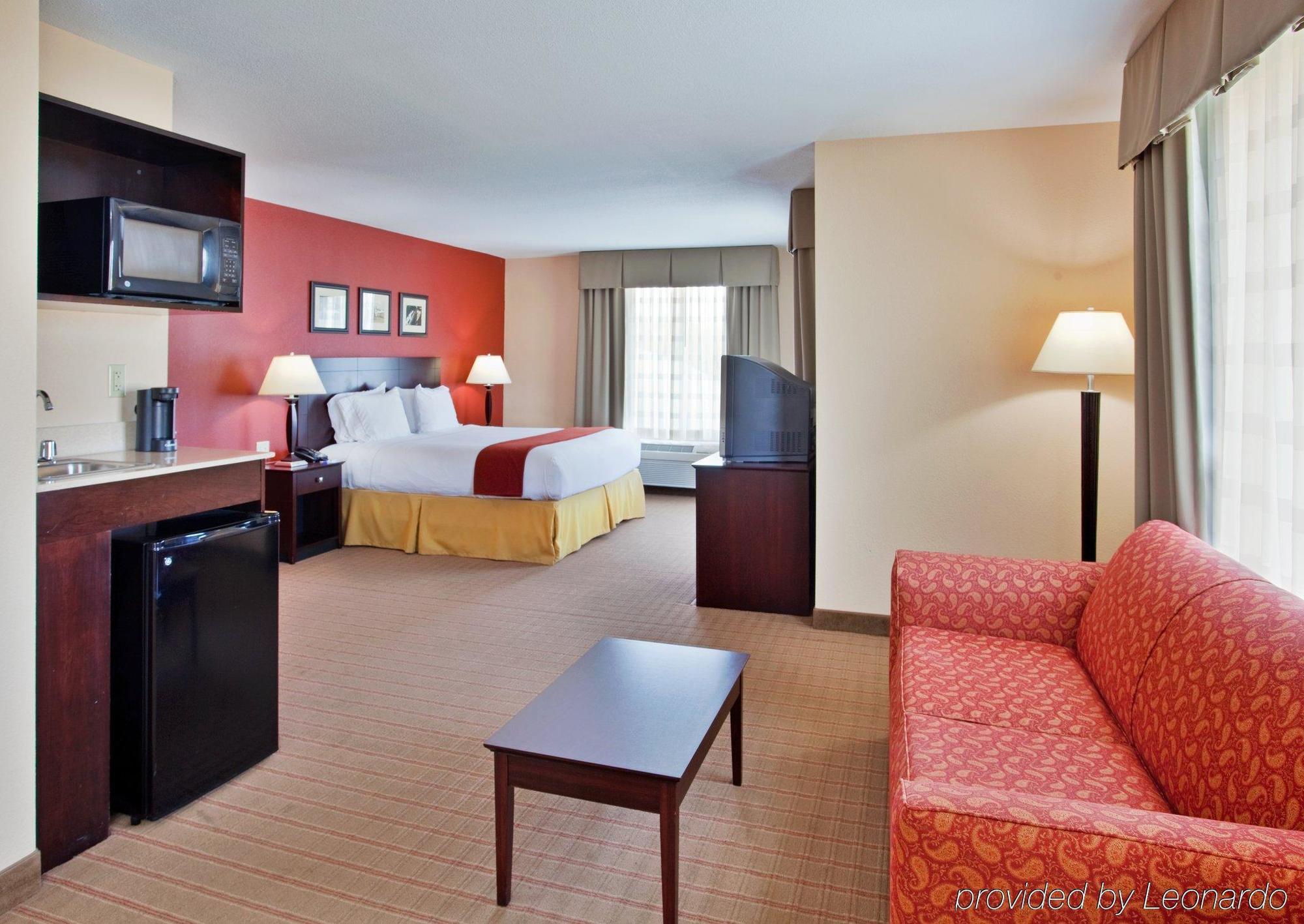 Holiday Inn Express & Suites East Wichita I-35 Andover By Ihg Стая снимка