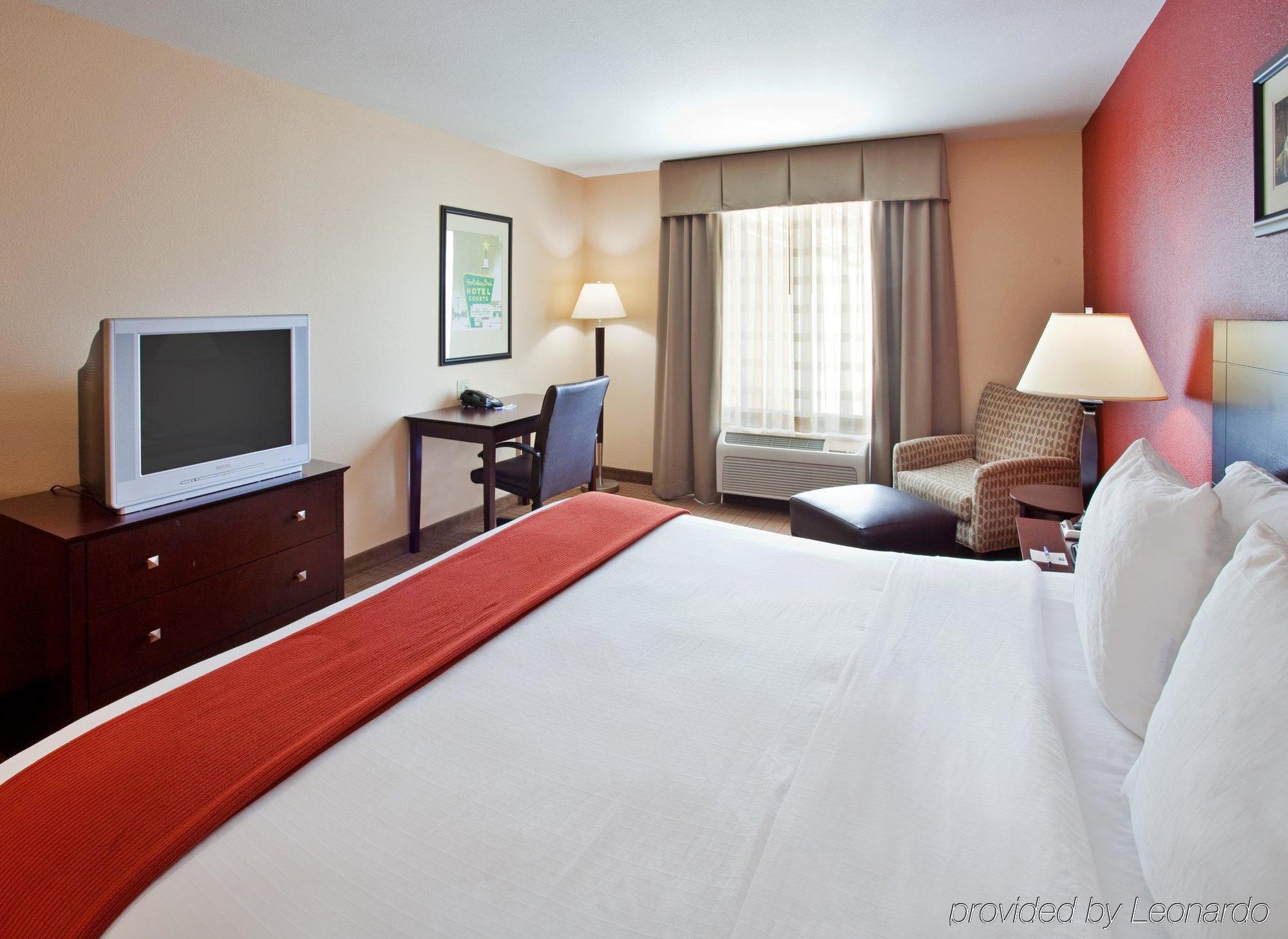 Holiday Inn Express & Suites East Wichita I-35 Andover By Ihg Стая снимка